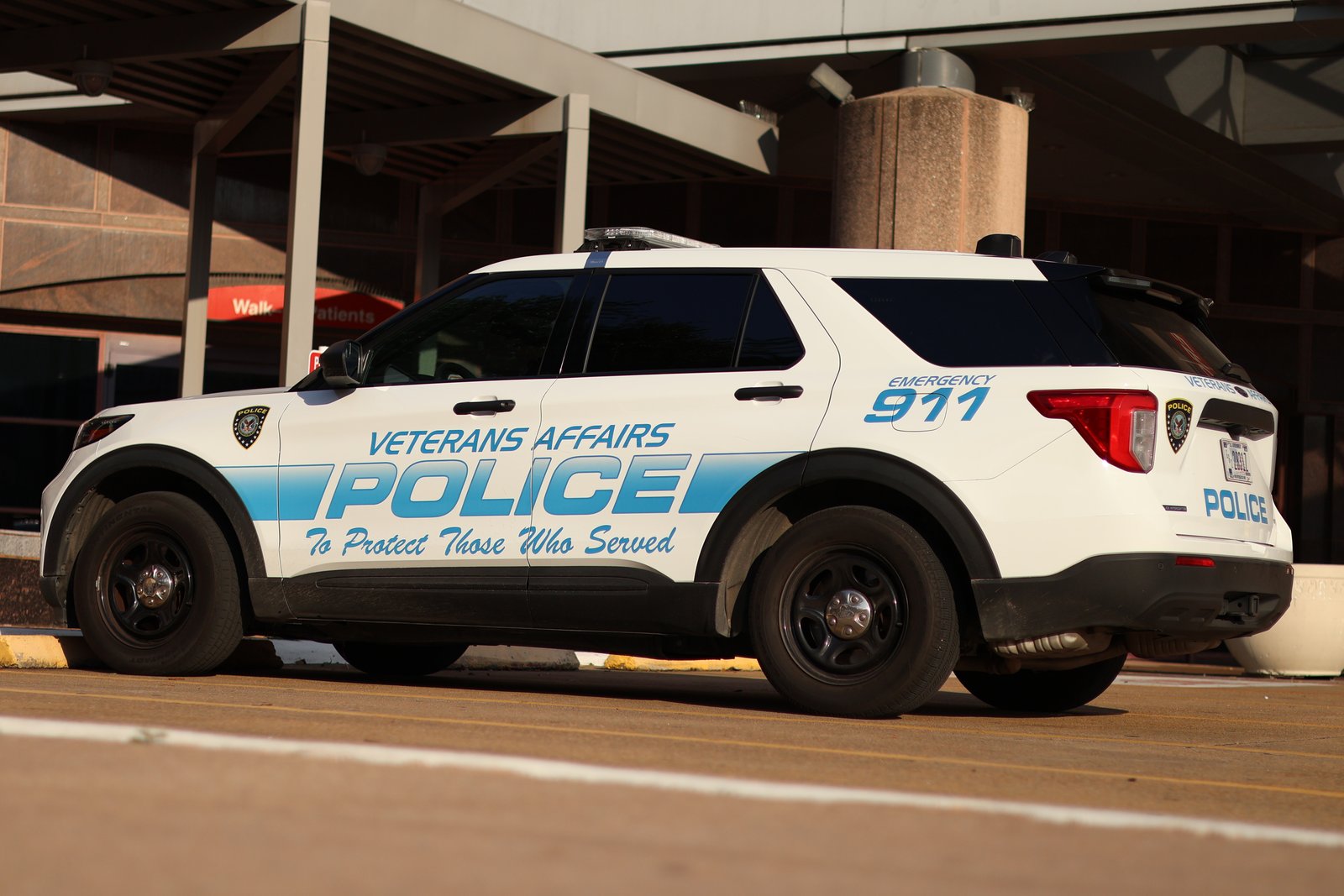 va3